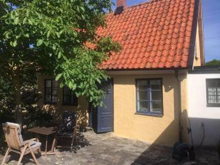 Beautiful Home In Simrishamn With 2 Bedrooms And Wifi - Simrishamn - 9