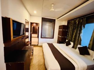 Ganga Near Victory Tunnel & Mall Road Simla in City Center - 6