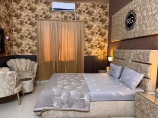 Royal Gulberg Hotel - Lahore - 2