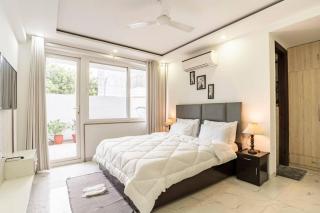 Medical friendly 2 BR near Fortis -Parfait Street - Gurgaon - 3