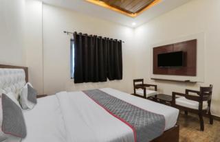RROOMS Trijal Hotel Banquet - Lucknow - 9