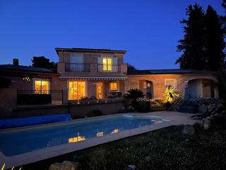 Villa swimmingpool 5min walk from Valbonne village - Valbonne - 1