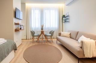 Caldeireiros Studio by LovelyStay - Porto - 4