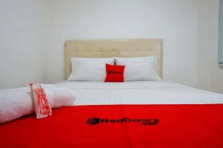 RedDoorz near Mall Ratu Indah 3 - 5