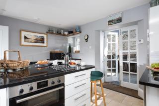 High House Sleeping 10 - Tenby - 1