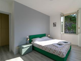 Varenna Gittana Beach - Perledo - 2