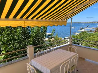 Apartments Lovorka - Barbat na Rabu - 3