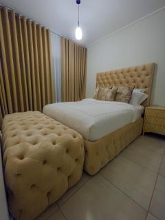 THE BLYDE CRYSTAL LAGOON F&S LUxurious Apartment 3bed - 5