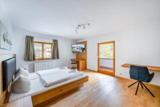 Hotel Garni Nuss - Grainau - 9