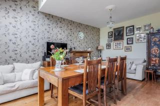 Lime Tree House-Poole - 10-Minute Drive to Sandbanks Beach - Bournemouth - 9