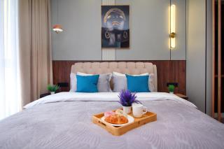 Meridian Luxe Residence - 0