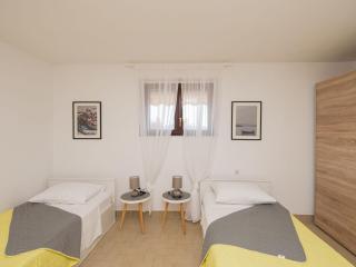 Apartment Maras-1 by Interhome - Diklo - 4