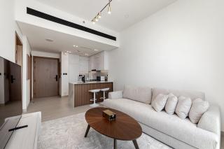 Cozy 1 BR in Binghatti Venus JVC - 8