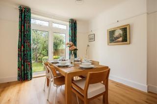 Primrose - Refurbished Family Home, With Rear Garden - Poole - 6