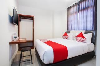 Hotel O Genteng Near Genteng Market Formerly Uno Hotel - Surabaya - 5