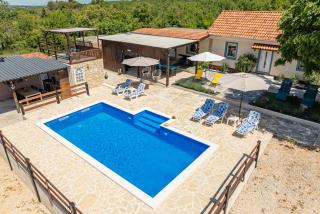 Holiday Home Burgija with pool - Benkovac - 9