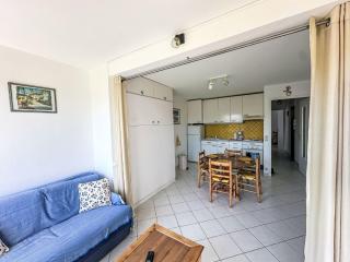 Apartment Les Roses Lauriers by Interhome - Le Lavandou - 4
