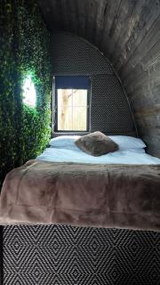Rabbit hole - Hartlebury - 2