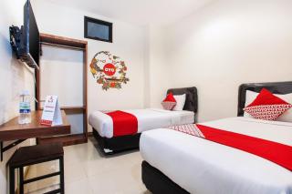 Hotel O Genteng Near Genteng Market Formerly Uno Hotel - Surabaya - 4