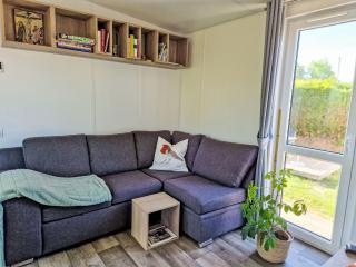 Holiday Home Tiny Haus am Altmühlufer by Interhome - Beilngries - 2