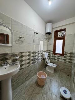 KK Homestay Bhuntar - By Soma Stays - 4
