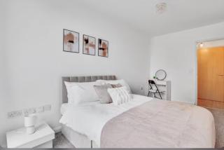 Scenic Stratford Stay Modern with Balcony 10 mins from ABBA - Londra - 6