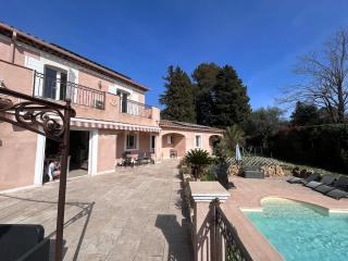 Villa swimmingpool 5min walk from Valbonne village - Valbonne - 0