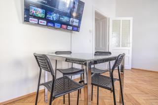 Comfortable & Amazing 2 BR Hideaway w Local Flair - Viena - 8