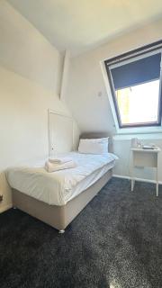 Thai Lanna Inn & Spa Ltd - Loughborough - 6