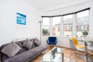 Spacious 3 Bedroom Home with Parking in Southend - Southend-on-Sea - 0