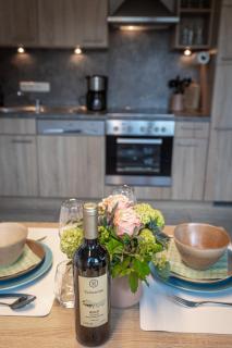 W7 Rooms, Bergblick Apartment, Kingsizebett & Schlafcouch, Balkon & Garten - Kiefersfelden - 2