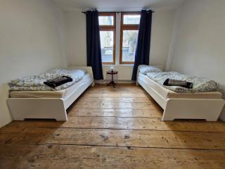 Big 4 room apartment - 7 people - Offenbach - 7