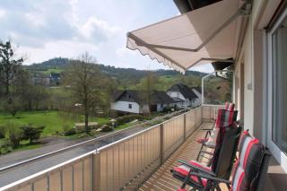 Große Wohnung In Polle Mit Grill Und Garten - Polle - 0