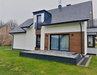Gemütliches Ferienhaus Mit Garten Und Seeblick - Kołczewo - 0