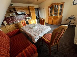 Geräumige Ferienwohnung Mit Garten Und Grill - Berumbur - 6