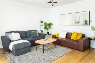 Elegant 2BD Duplex with Outdoor Patio/Glass Canopy - Londra - 0