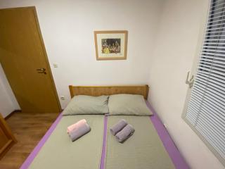 Ferienwohnung in Vodice mit Terrasse und Grill - Vodice - 4