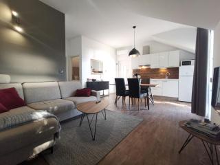 Luxuriöses Penthouse Meerblick, Stilvolle Wohnung Mit Pool - Vodice - 3