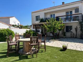 VILLA LES SALINES Maison de Vacances au Grau du Roi - Le Grau-du-Roi - 9