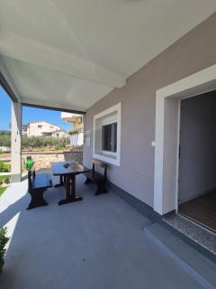 Apartments Tonći - Tribunj - 1