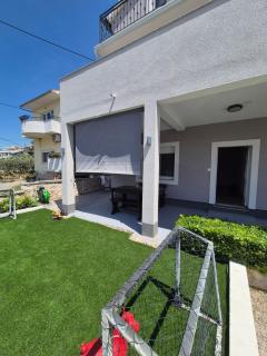 Apartments Tonći - Tribunj - 4