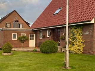 Große Ferienwohnung In Berumbur Mit Grill, Terrasse Und Garten, In Der Nähe Eines Kiessees - Berumbur - 7
