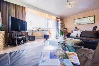 Charmantes Ferienhaus in Mensfelden mit Großem Balkon - Hünfelden - 0