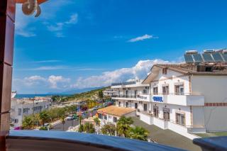 La Luna Resort - 0