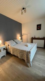 maison de campagne en pierre - 2