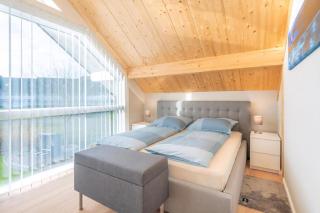 Großes Luxusferienhaus Mit Whirlpool - Karlshagen - 1