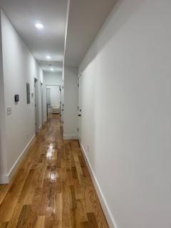 Cozy 3BR Retreat with Rooftop Near EWR & NYC Access - Newark - 9