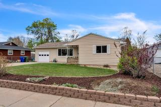 Cozy Loveland Ranch Perfect for Relaxation home - 8