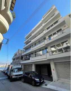 Elegant Sea View Stay - Piraeus Port - Pireo - 9
