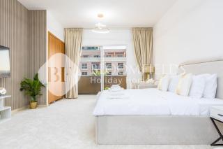 Bloomfields Luxurious Stu in Mulberry 1 Emirates - 4